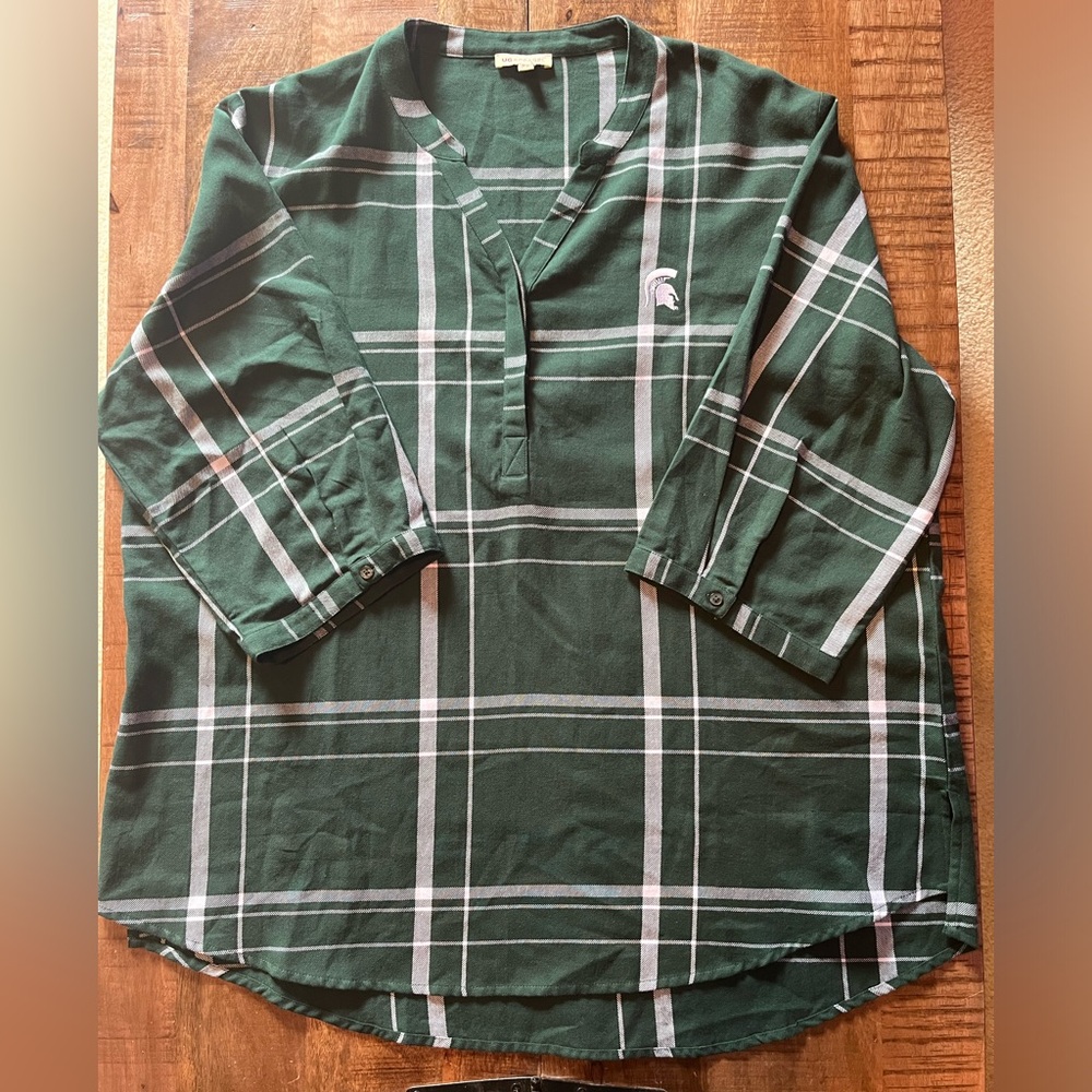 Michigan State Short Sleeve Plaid Top NWOT 2X